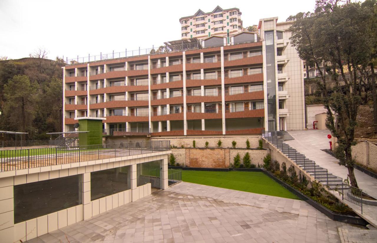 Golden Fern Resort Шимла Екстериор снимка