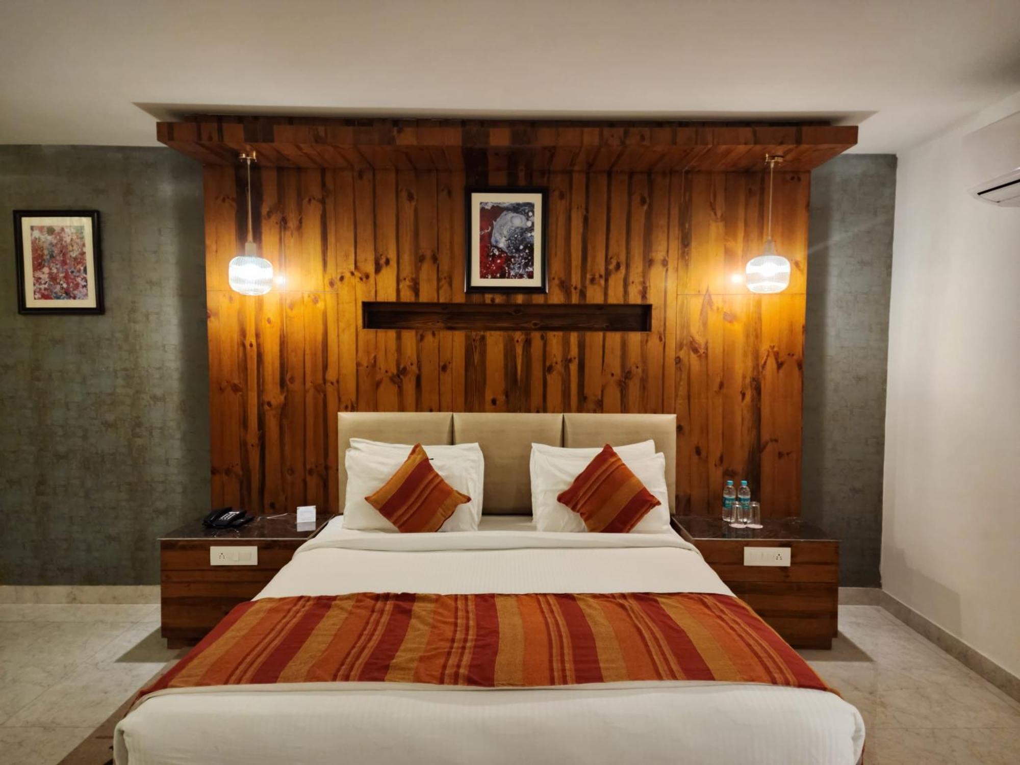 Golden Fern Resort Шимла Екстериор снимка